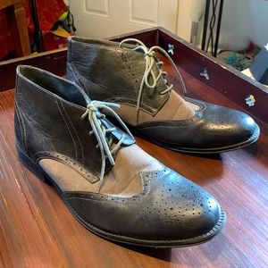Two-tone Chukka Boots / Oxfords